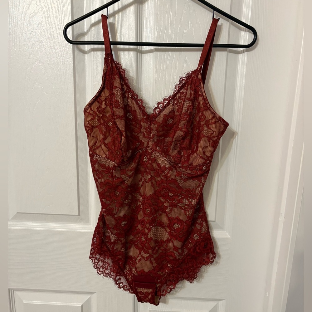Sheer Lace V-Neck Lace Bodysuit in Deep Red